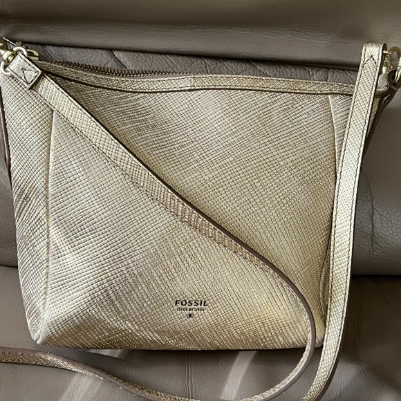 Fossil Handbags - Authentic fossil crossbody purse